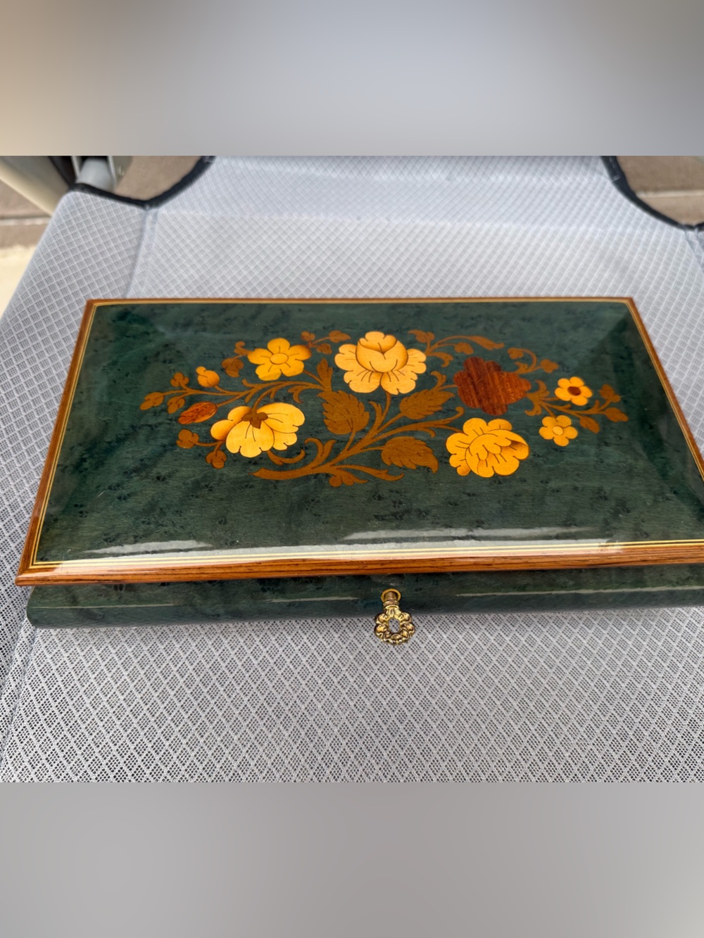Vintage Reuge “Geschichten aus dem Wienerwald” Inlaid Wood Music Box –Italy